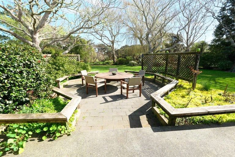 Photo of property in 119 Paekakariki Hill Road, Pauatahanui, Porirua, 5381