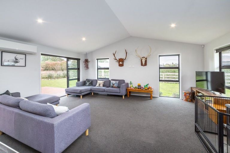 Photo of property in 474c High Street South, Carterton, 5713