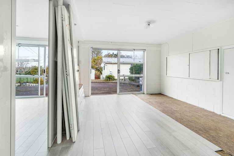 Photo of property in 21 Acacia Crescent, Glenview, Hamilton, 3206