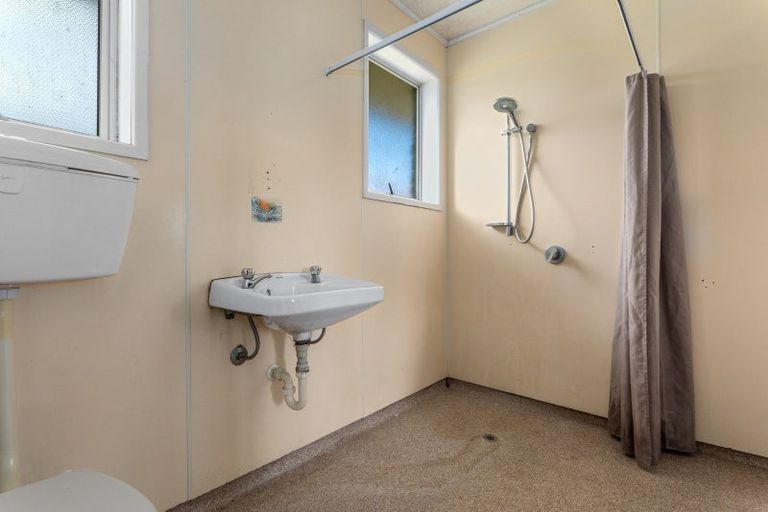 Photo of property in 12 Howell Road, Taneatua, 3123