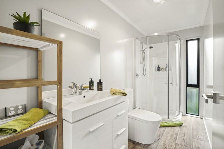 Photo of property in 46 Esplanade, Kaka Point, 9271