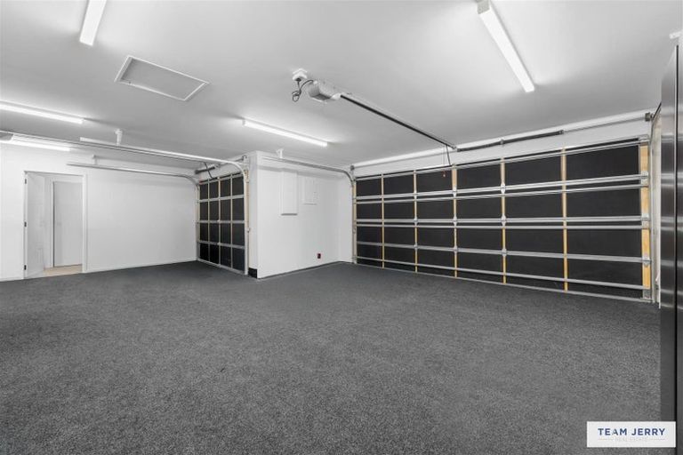 Photo of property in 21 Te Ara Aukati Terrace, Pokeno, 2471