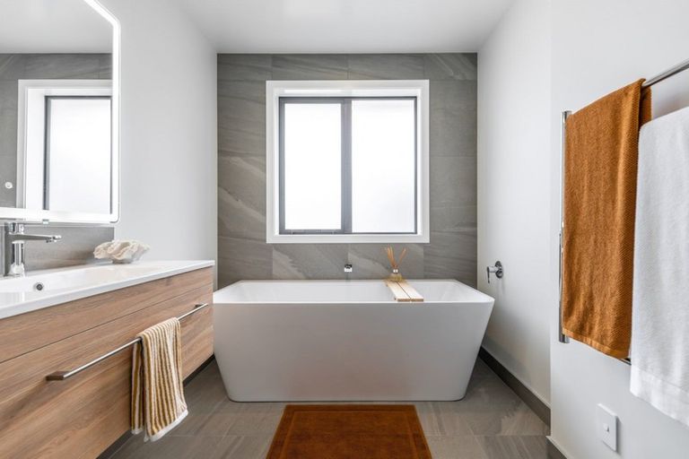 Photo of property in 60 Orua Crescent, Leamington, Cambridge, 3432