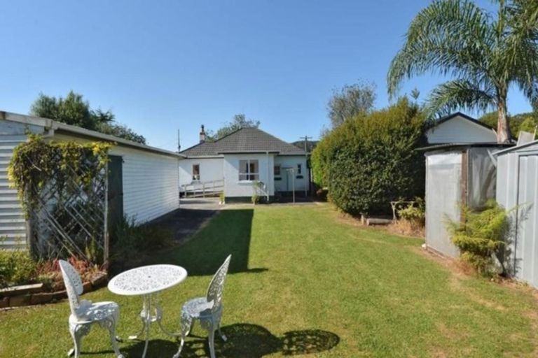 Photo of property in 2 Douglas Street, Kensington, Whangarei, 0112