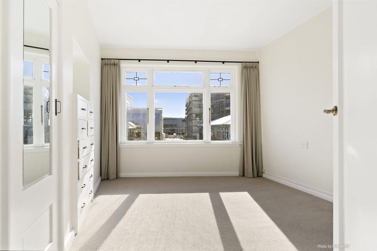 Photo of property in Hobson Flats, 5/1 Hobson Street, Pipitea, Wellington, 6011