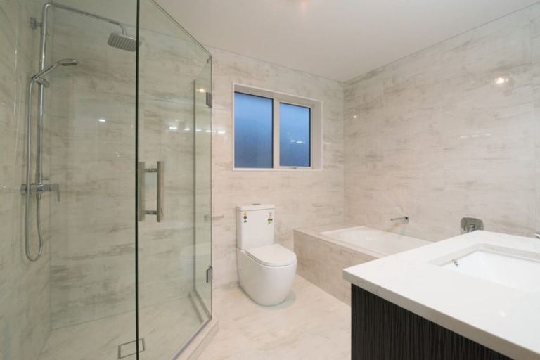 Photo of property in 11 Ballindrait Drive, Flat Bush, Auckland, 2019