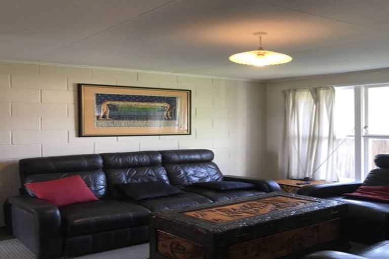 Photo of property in 5156/142 Lake Road, Northcote, Auckland, 0627