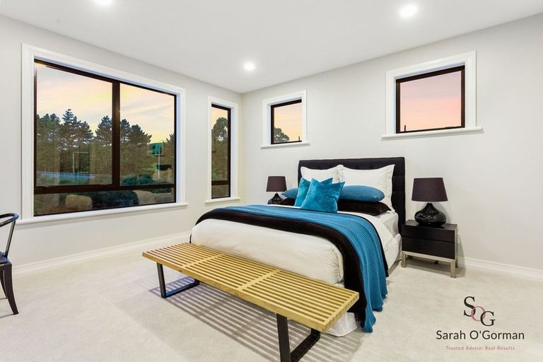 Photo of property in 65 Rathmullen Place, Pinehill, Auckland, 0632