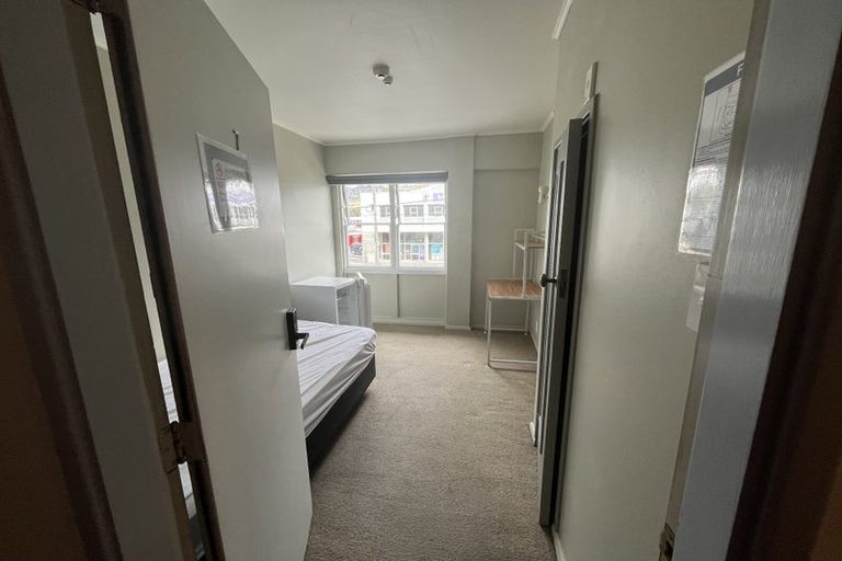 Photo of property in 31 Rugby Street, Mount Cook, Wellington, 6021