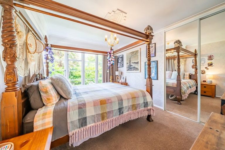 Photo of property in 31 Heretaunga Square, Silverstream, Upper Hutt, 5019