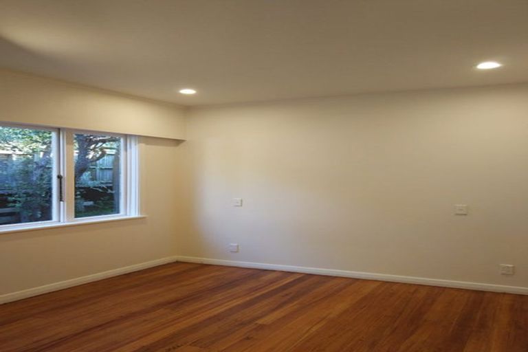 Photo of property in 65 Tannadyce Street, Strathmore Park, Wellington, 6022