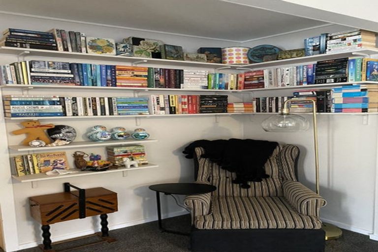 Photo of property in 7/147 Glenmore Street, Kelburn, Wellington, 6012