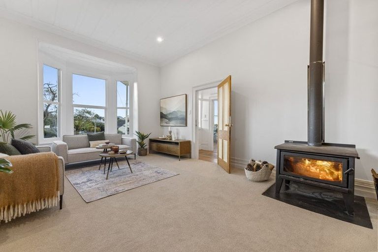 Photo of property in 34 Argyle Street, Mornington, Dunedin, 9011