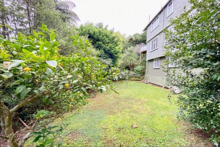 Photo of property in 145 Kelburn Parade, Kelburn, Wellington, 6012