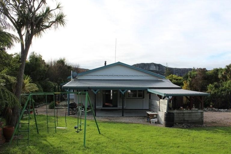 Photo of property in 183 Wharariki Road, Puponga, Collingwood, 7073