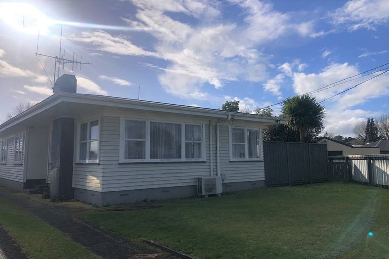 Photo of property in 7 Gwendoline Place, Glenview, Hamilton, 3206