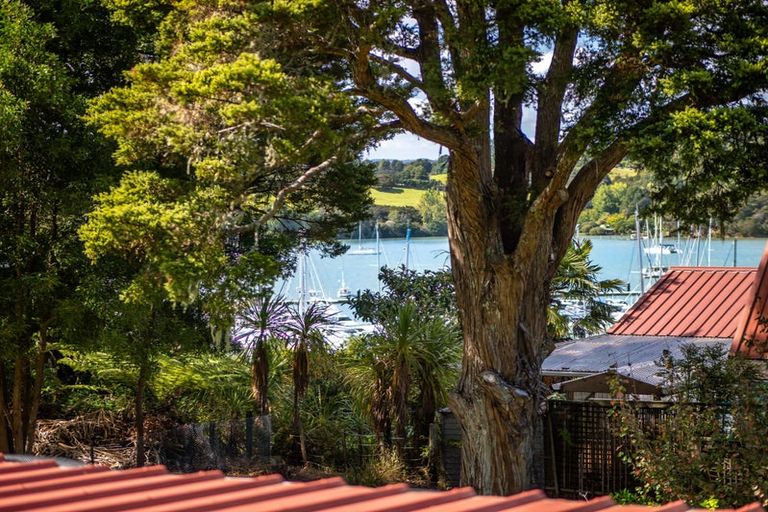 Photo of property in 4 Kellet Street, Opua, 0200