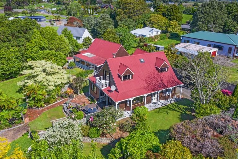 Photo of property in 30 Jervois Terrace, Ohau, Levin, 5570