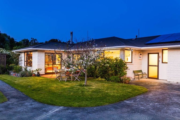 Photo of property in 60 Makora Road, Otaihanga, Paraparaumu, 5036