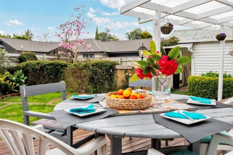 Photo of property in 6 Montgomery Terrace, Hokowhitu, Palmerston North, 4410