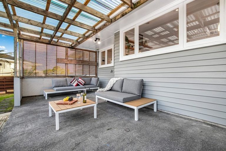 Photo of property in 4 Bexley Place, Pahurehure, Papakura, 2113