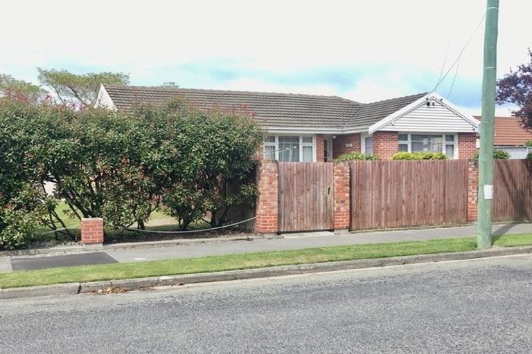 Photo of property in 151 Grimseys Road, Redwood, Christchurch, 8051
