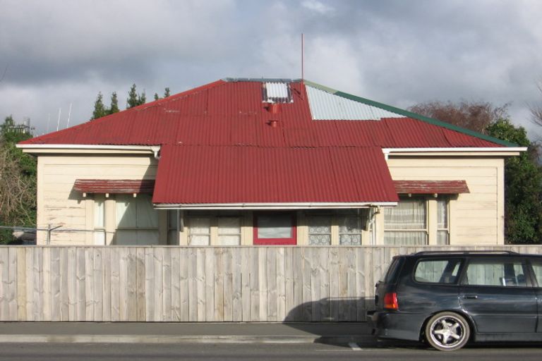 Photo of property in 1 Ranfurly Street, Palmerston North, 4410