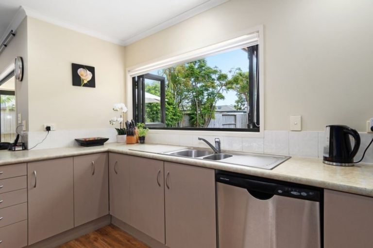 Photo of property in 667 Gloucester Road, Papamoa Beach, Papamoa, 3118