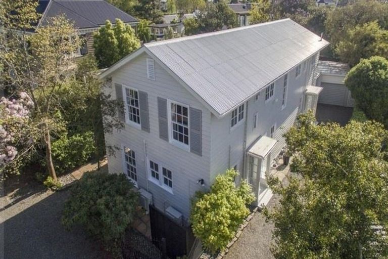 Photo of property in 1/48 Fendalton Road, Fendalton, Christchurch, 8014