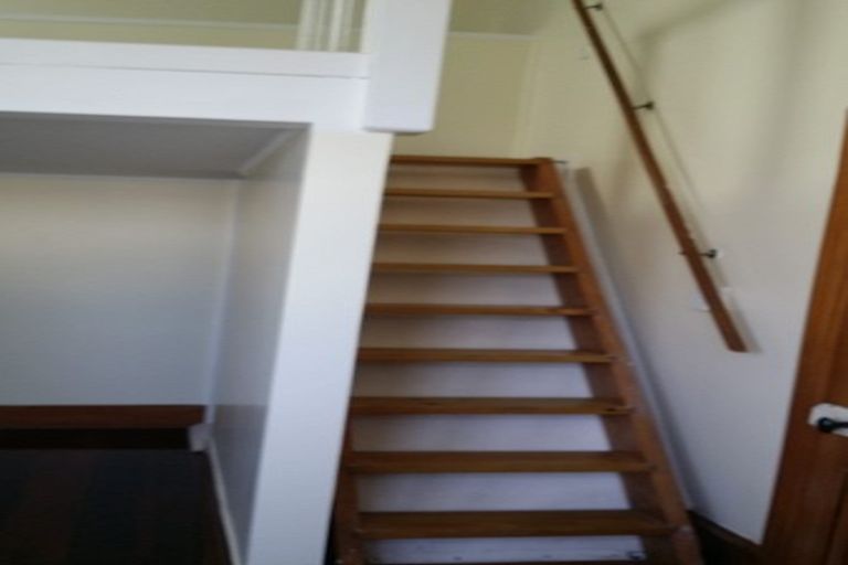 Photo of property in 5 Brown Street, Mount Cook, Wellington, 6021