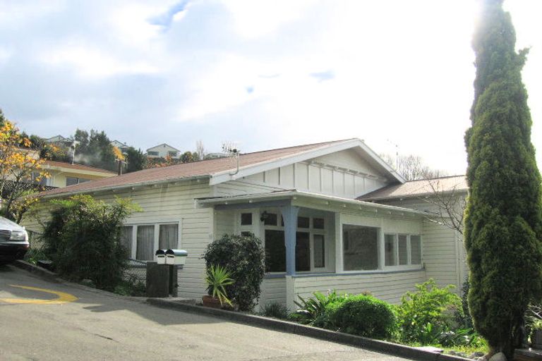 Photo of property in 35 Havelock Road, Hospital Hill, Napier, 4110