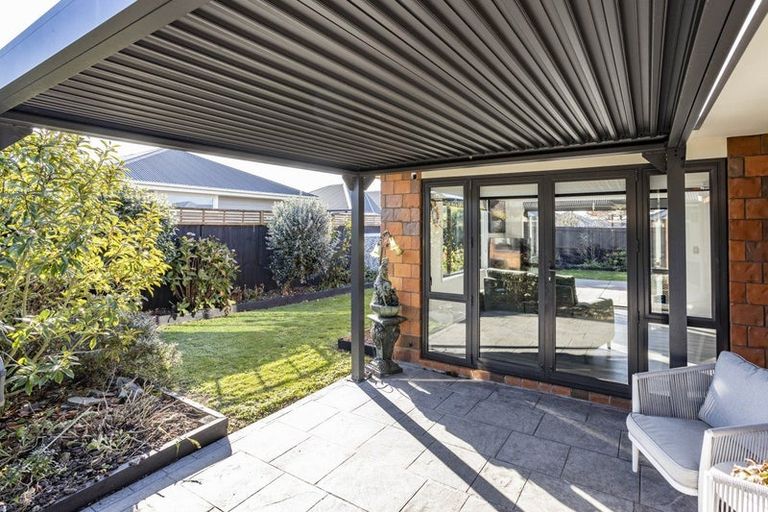 Photo of property in 6 Taiwhenua Street, Rangiora, 7400