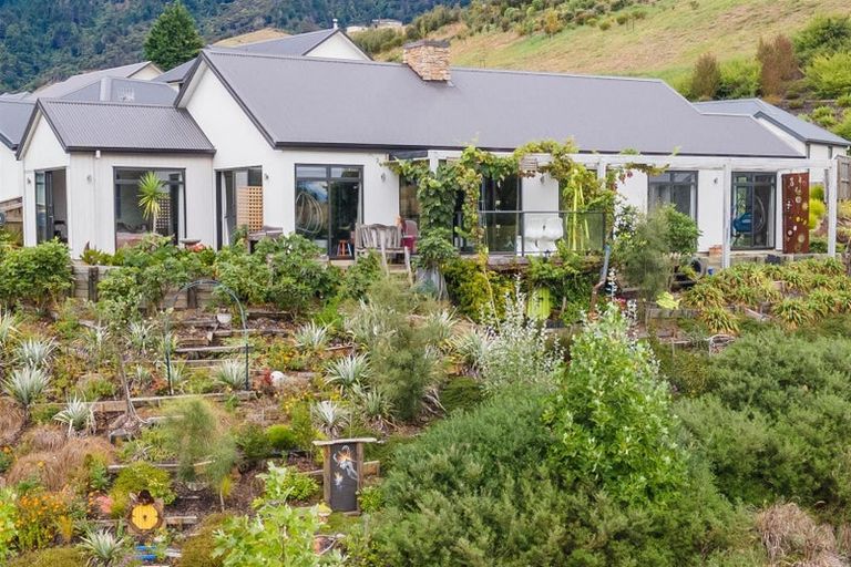 Photo of property in 18 Waterson Lane, Stoke, Nelson, 7011