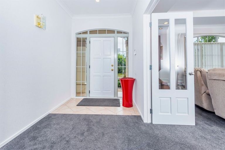 Photo of property in 16 Hendrika Court, Hobsonville, Auckland, 0618