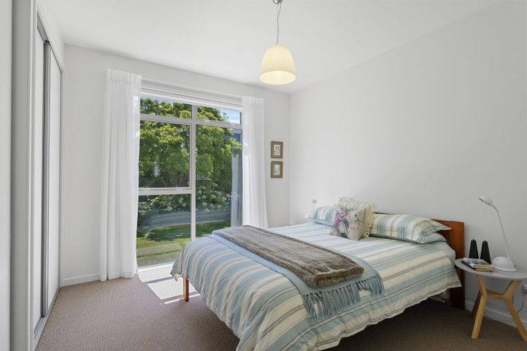Photo of property in 6a Taylors Avenue, Bryndwr, Christchurch, 8052