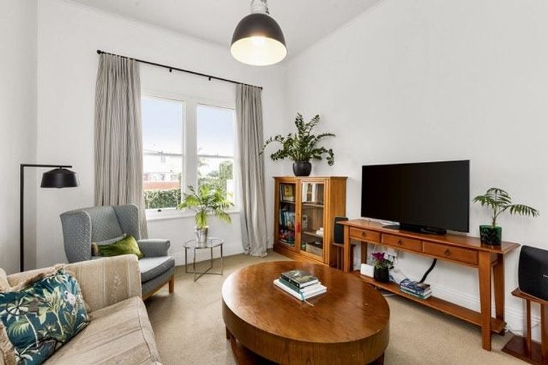 Photo of property in 8 Battery Road, Ahuriri, Napier, 4110