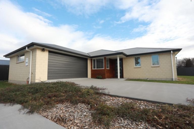 Photo of property in 11 Goldsmith Street, Waimate, 7924