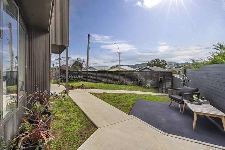 Photo of property in 64 Ira Street, Miramar, Wellington, 6022