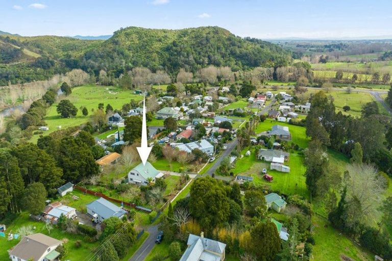 Photo of property in 44 Albert Street, Karangahake, 3674