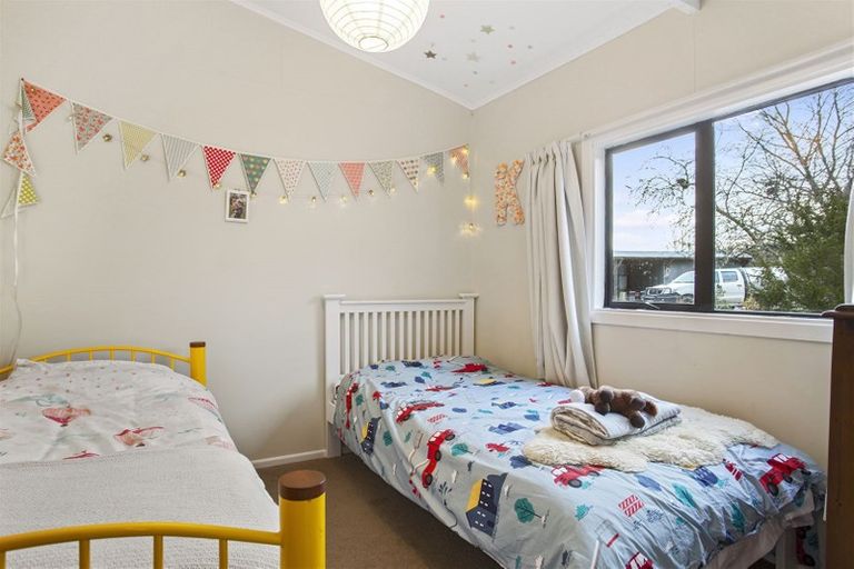 Photo of property in 14 Station Road, Loburn, Rangiora, 7472