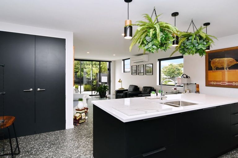 Photo of property in 1/12 Hume Street, Sydenham, Christchurch, 8023