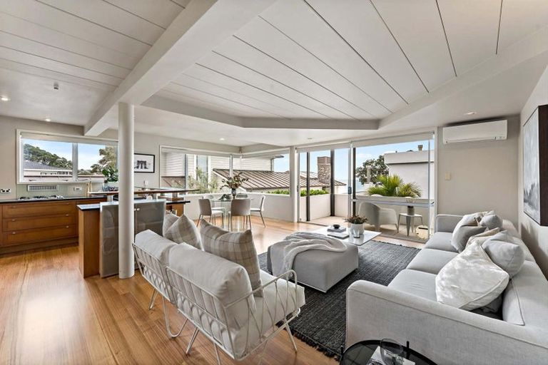 Photo of property in 2/8a Audrey Road, Takapuna, Auckland, 0620