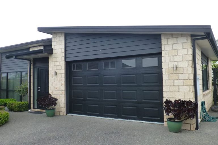 Photo of property in 20a Heron Crescent, Katikati, 3129