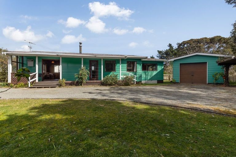 Photo of property in 15 Pitoitoi Street, Otaihanga, Paraparaumu, 5036