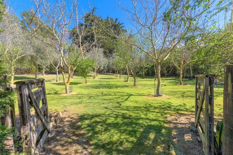 Photo of property in 93 Leithfield Road, Leithfield, Amberley, 7481