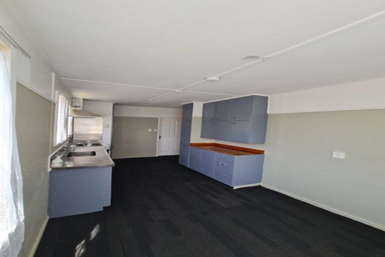 Photo of property in 16 Newcombe Street, Naenae, Lower Hutt, 5011