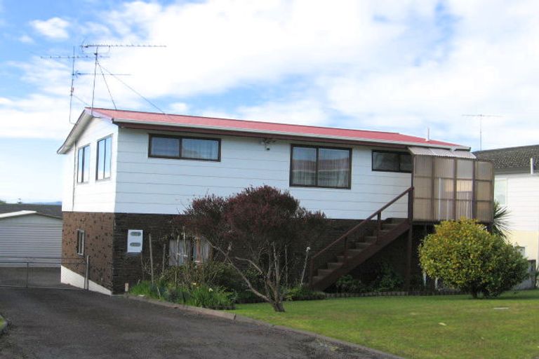 Photo of property in 3 Ngatira Place, Snells Beach, 0920