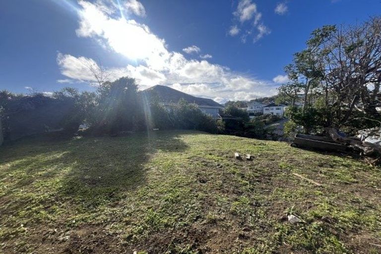 Photo of property in 5a Randwick Road, Northland, Wellington, 6012