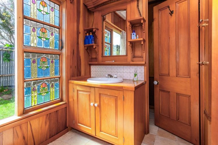 Photo of property in 611a Thames Coast Road, Waiomu, Thames, 3575