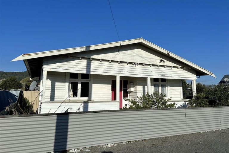 Photo of property in 49 Blake Street, Blaketown, Greymouth, 7805